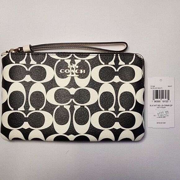 NWT Coach CP488 Large Corner Zip Wristlet Black & White Signature - Picture 1 of 3